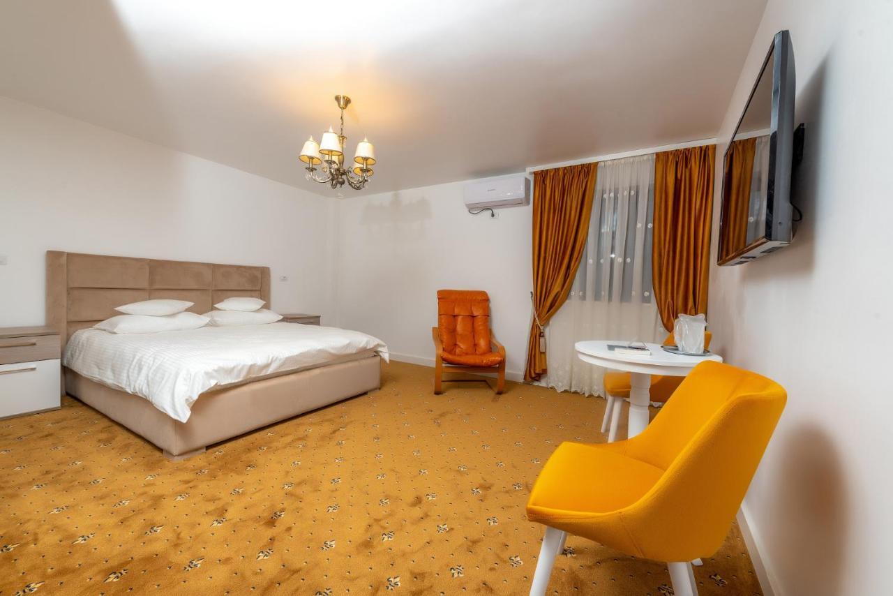 Casa Budulan Drobeta Turnu Severin Buitenkant foto