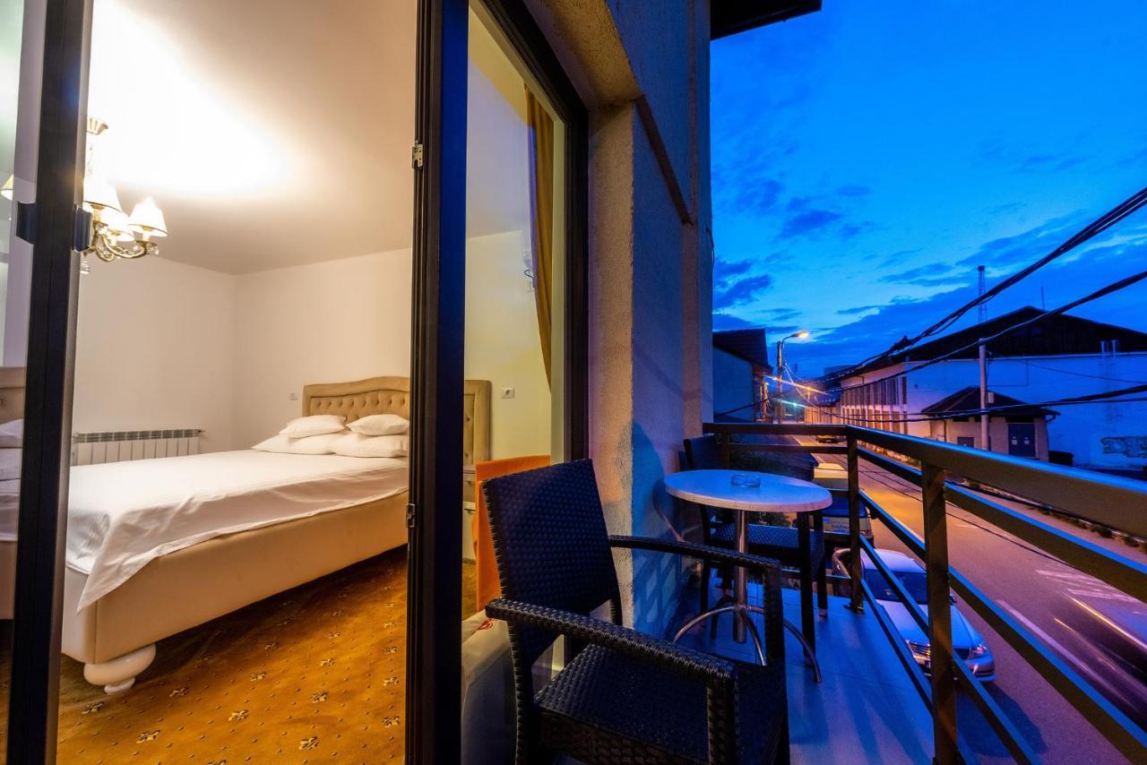Casa Budulan Drobeta Turnu Severin Buitenkant foto